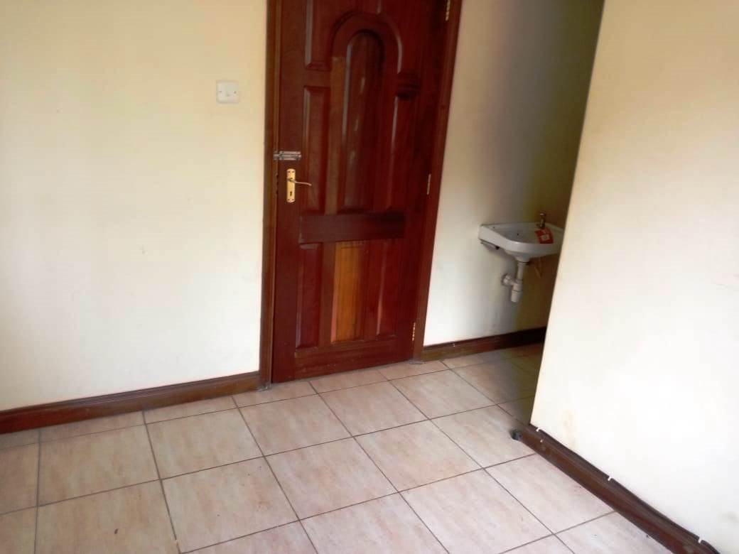 3 bedroom apartment for rent in Kilimani-02