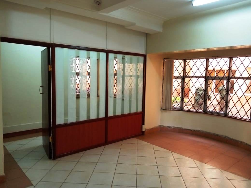 5-rooms-office-space-for-rent-in-kilimani-ngong-road-02