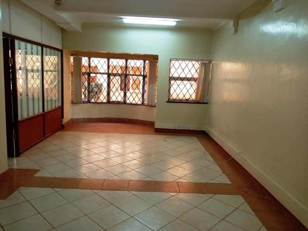 5-rooms-office-space-for-rent-in-kilimani-ngong-road-04