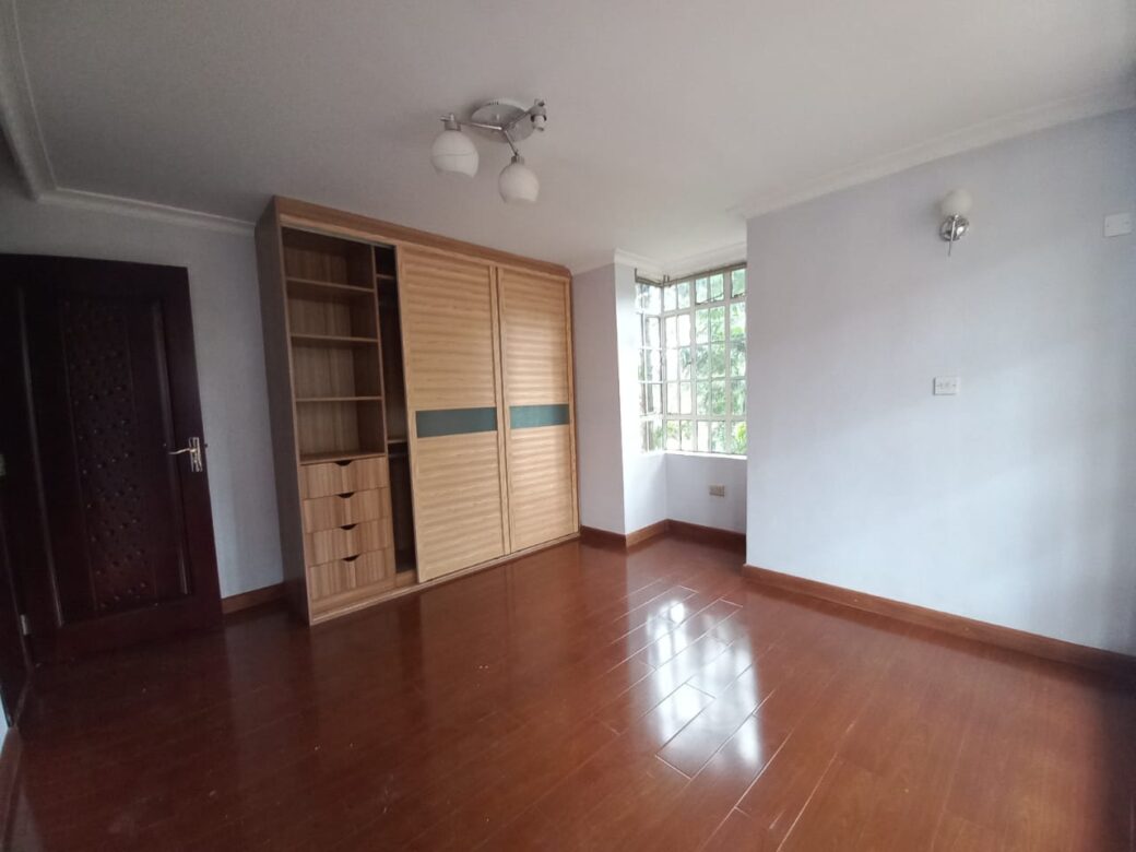 5-bedroom-House-For-Rent-In-Lavington7